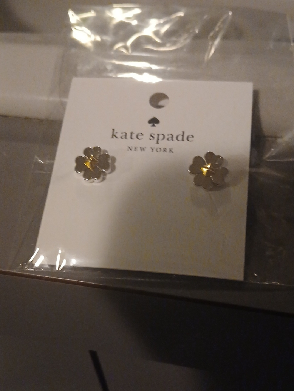 kate spade Silver Flower Stud Earrings with Gold Centers - Picture 1 of 2